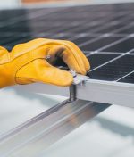 Choosing the Right Solar Panels for Your Home: A Comprehensive Guide